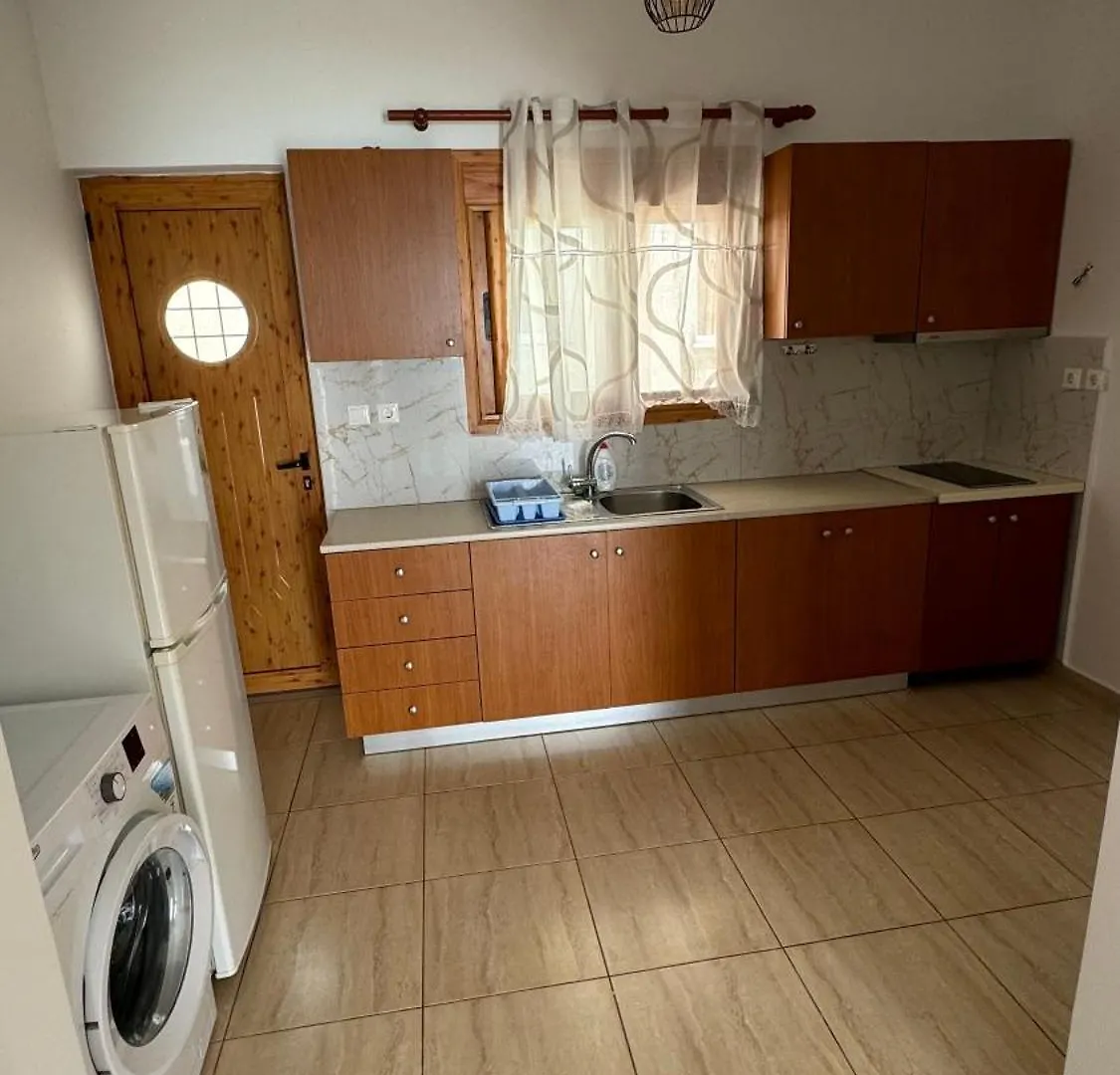 Joana'S Rooms Himare Albania