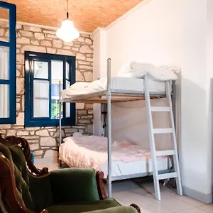 Albergue Himara Hostel, Himare
