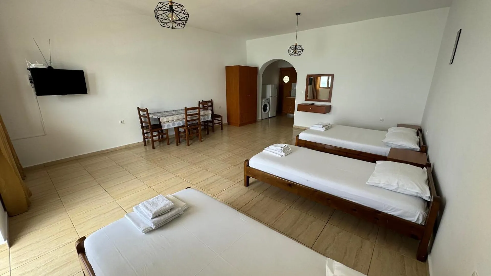 Joana'S Rooms Himarë Landhaus